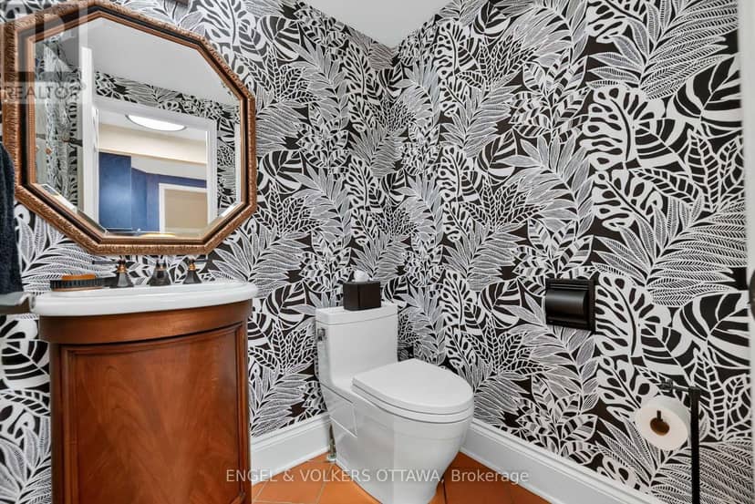 13 Lynhurst Avenue — photo 17 of 40