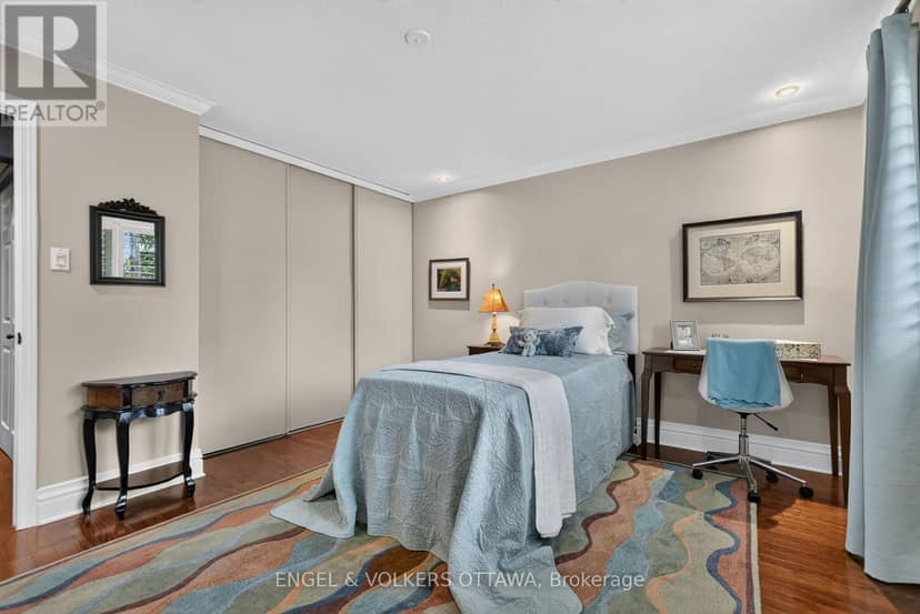 13 Lynhurst Avenue — photo 30 of 40