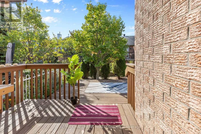 17 Quinterra Court — photo 33 of 37