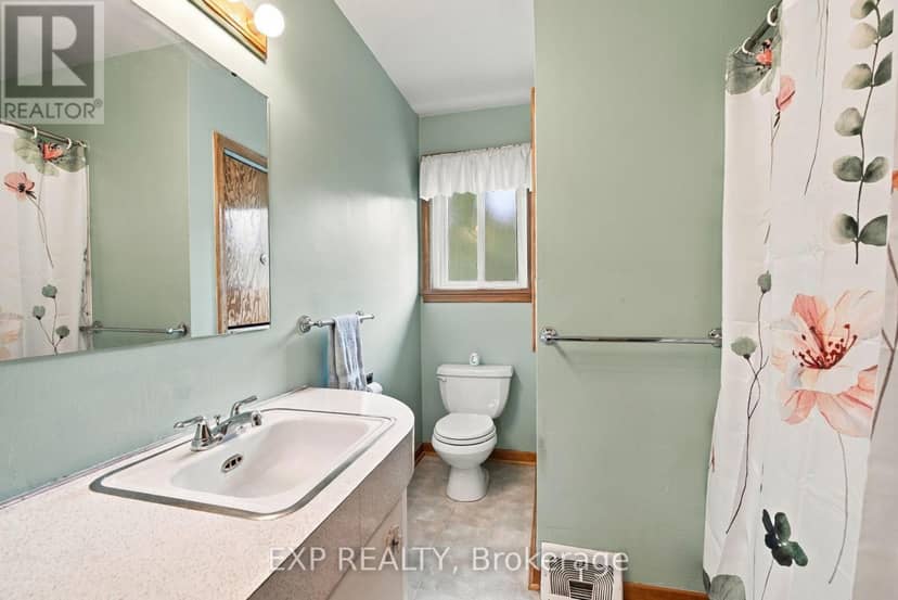 2 Glengrove Circle — photo 17 of 40