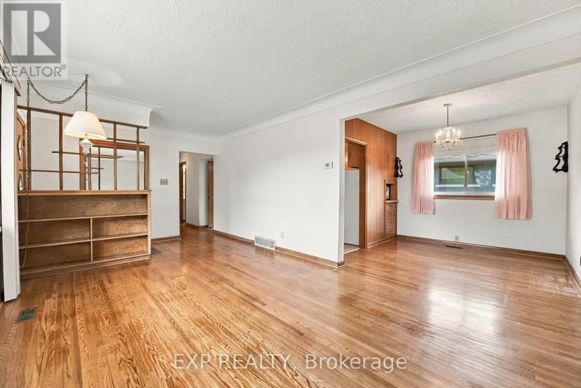2 Glengrove Circle — photo 9 of 40