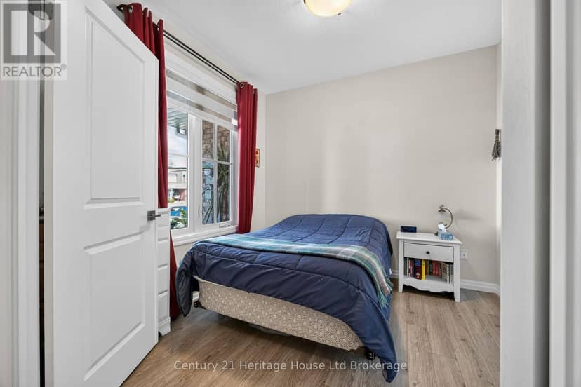 16 Huntley Avenue — photo 13 of 25