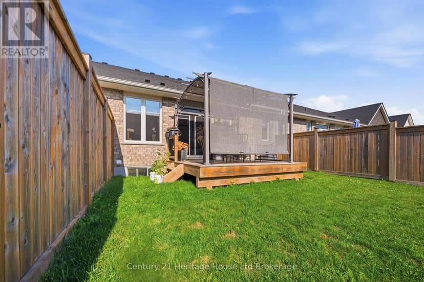 16 Huntley Avenue — photo 23 of 25