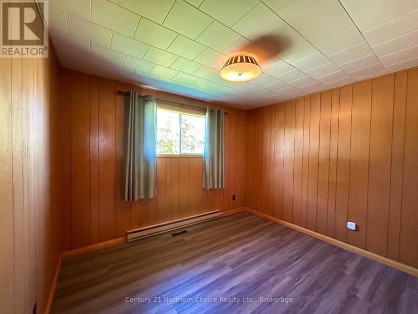 1021 Third Street E — photo 15 of 24