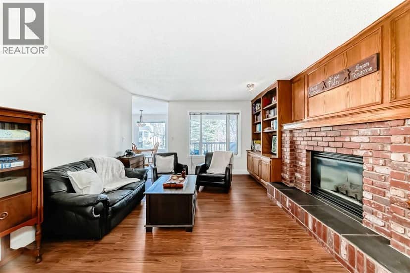 320 Sunmills Drive SE — photo 13 of 40