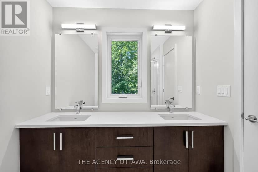 1005 Kitigan Grove — photo 24 of 40