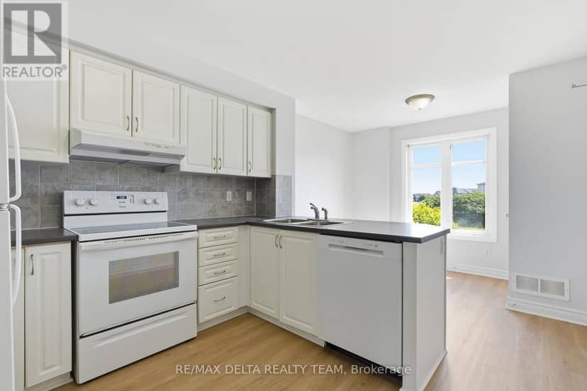 121 - 2333 Esprit Drive — photo 5 of 30