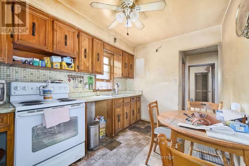 203 William Street — photo 17 of 32