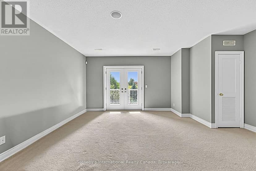 307 - 25 Beaver Street S — photo 11 of 40