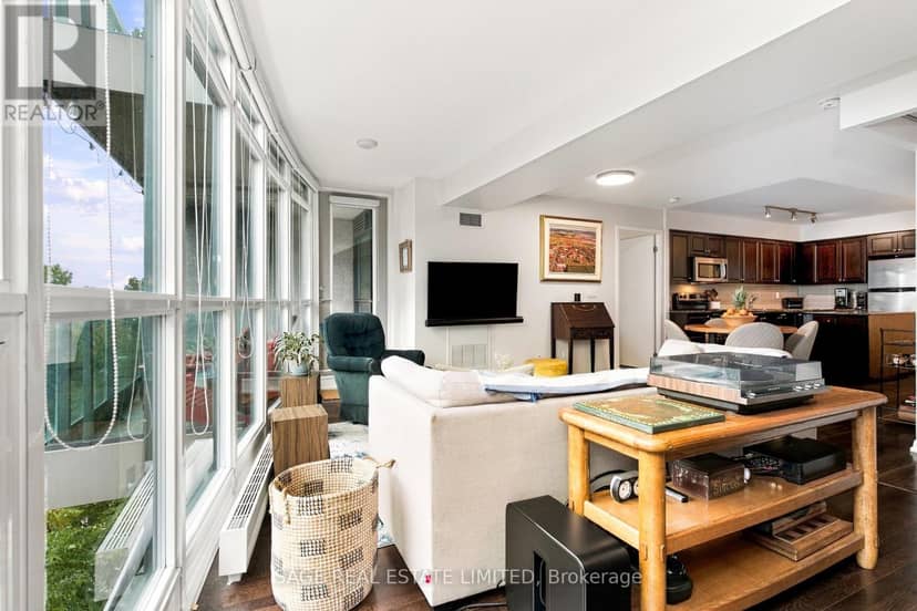 579 - 209 Fort York Boulevard — photo 7 of 28