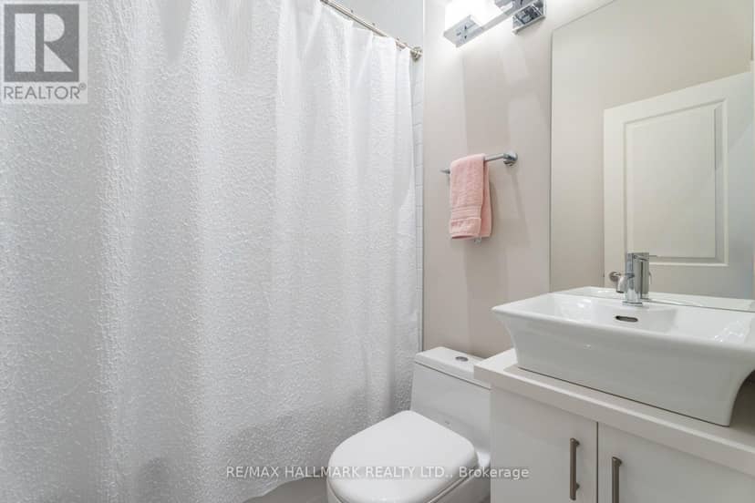 192 Erskine Avenue — photo 17 of 40