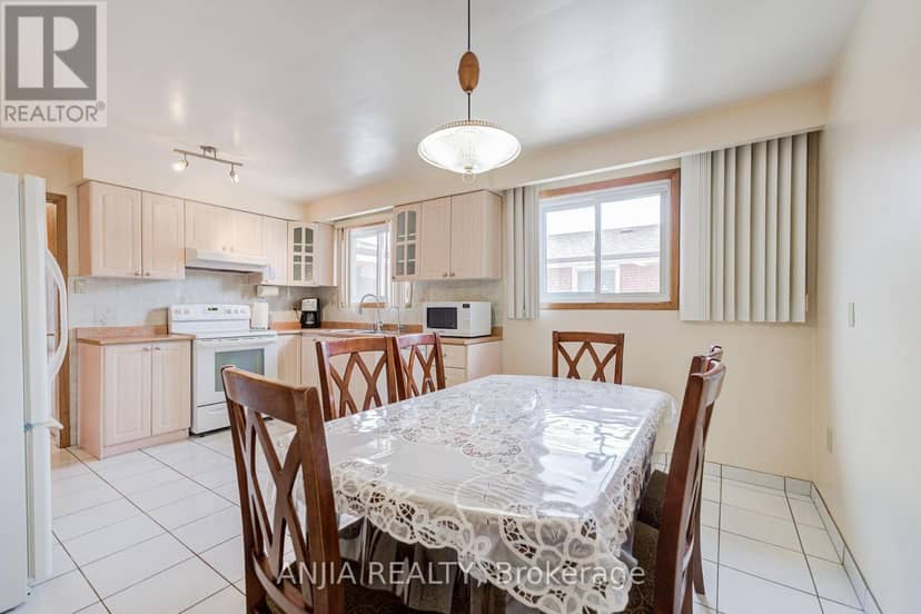 5 Brantford Drive — photo 19 of 40