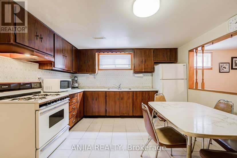 5 Brantford Drive — photo 29 of 40