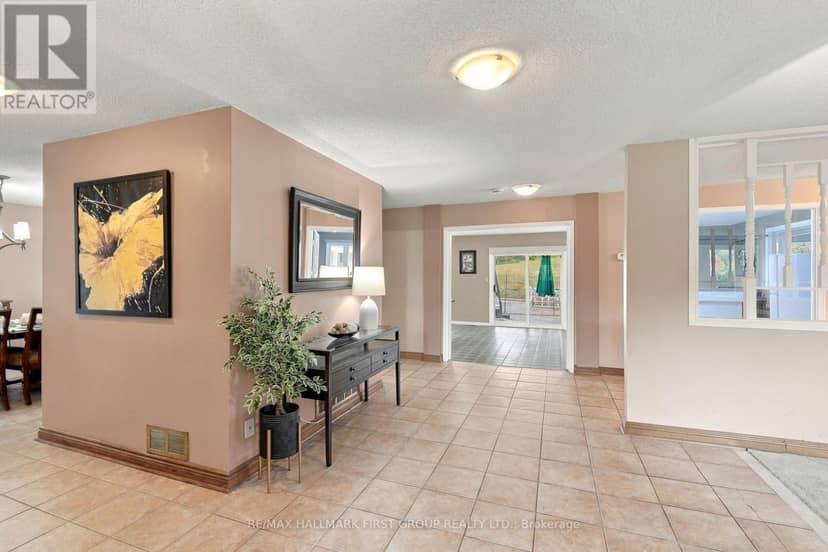4 McNamara Court — photo 6 of 38