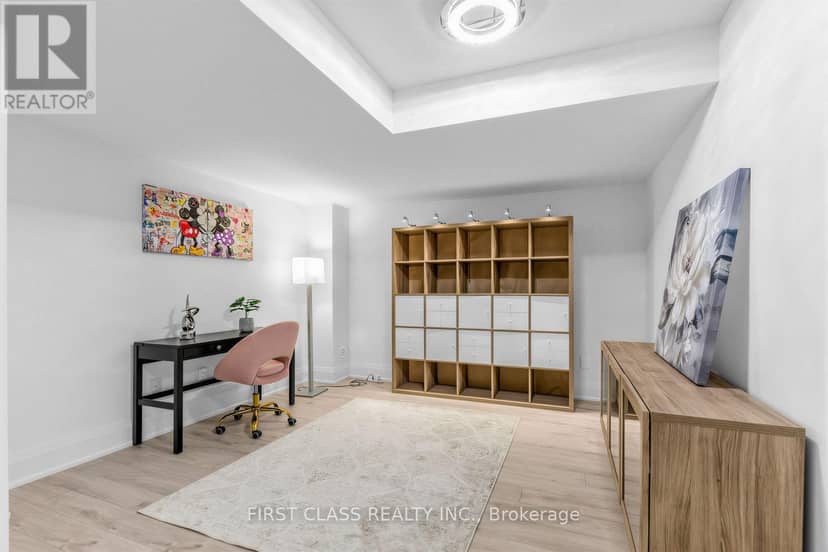 108 South Park Road — photo 33 of 34