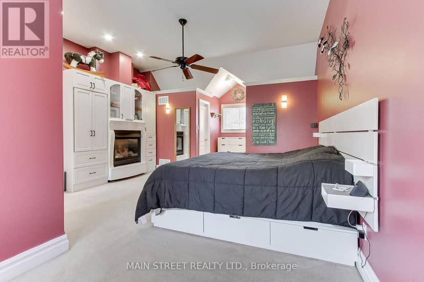 276 Crawford Street — photo 13 of 40