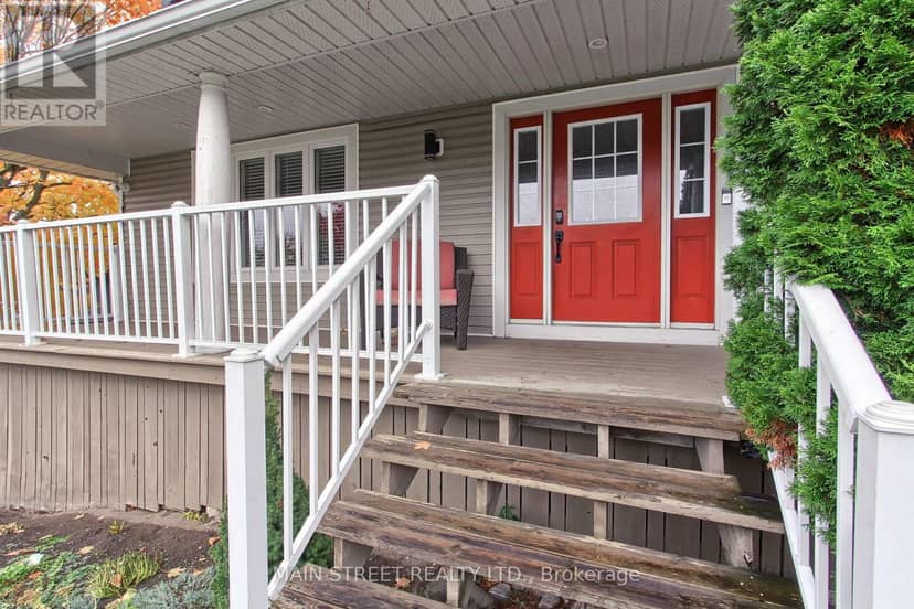 276 Crawford Street — photo 3 of 40