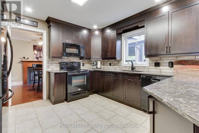 276 Crawford Street — photo 8 of 40
