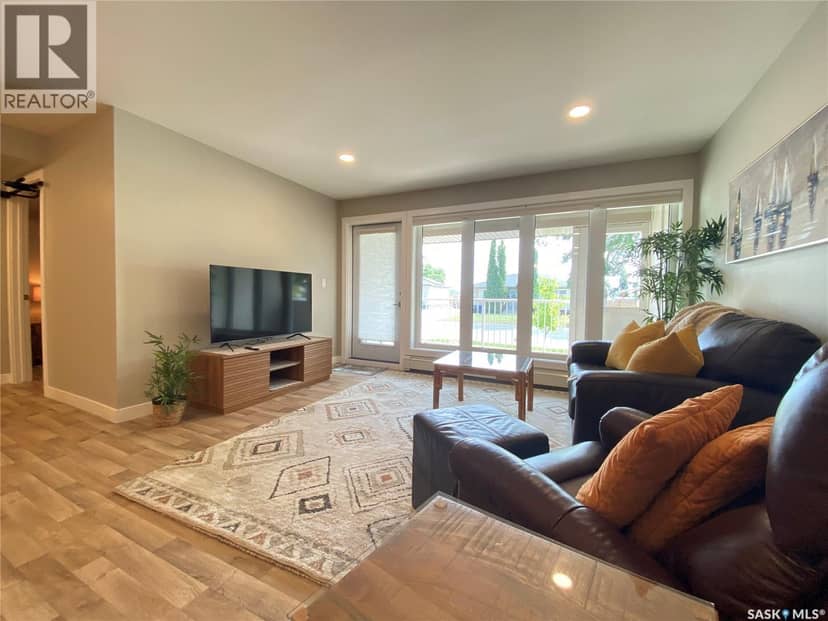 105 318 108th STREET W, Saskatoon, photo 3