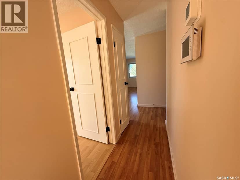 389 Meighen CRESCENT — photo 10 of 21