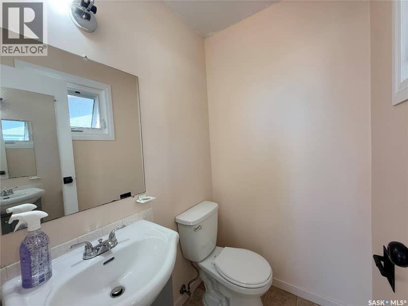389 Meighen CRESCENT — photo 14 of 21
