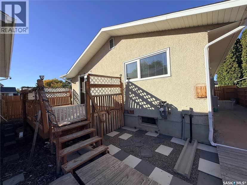 389 Meighen CRESCENT — photo 19 of 21