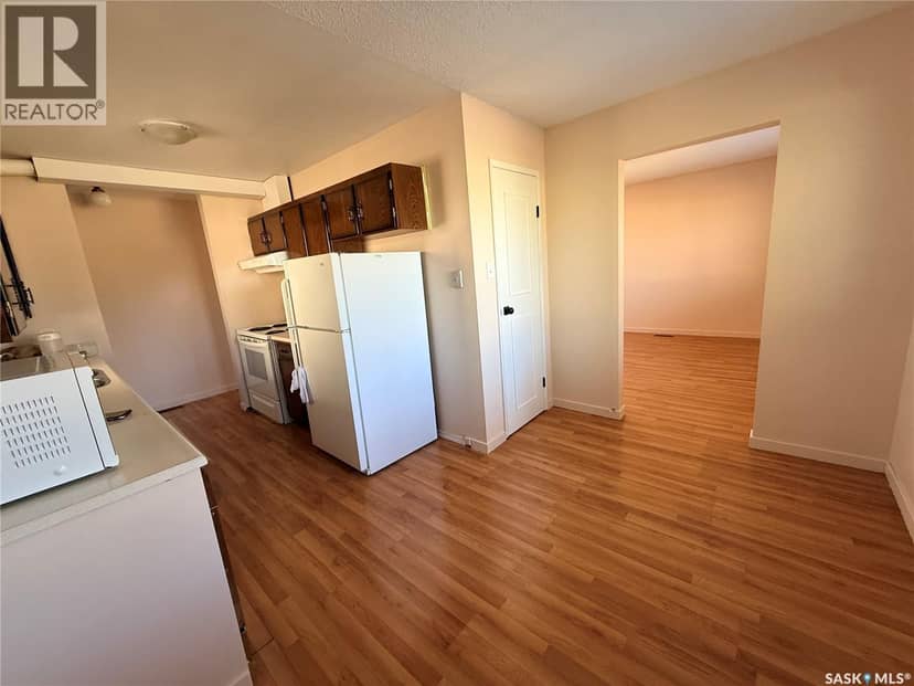 389 Meighen CRESCENT — photo 8 of 21