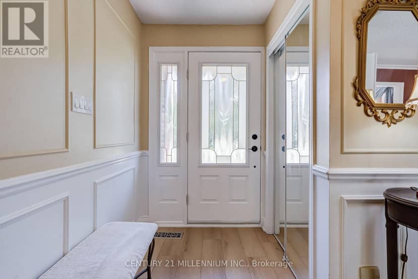 126 Elgin Drive, Brampton, photo 2
