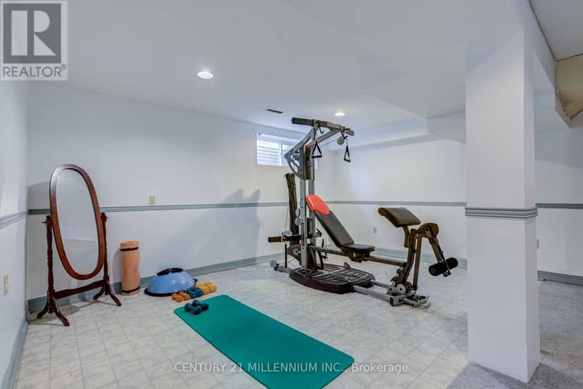 126 Elgin Drive — photo 28 of 40
