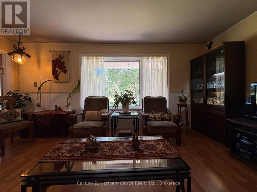 993 Fisher Road — photo 14 of 40