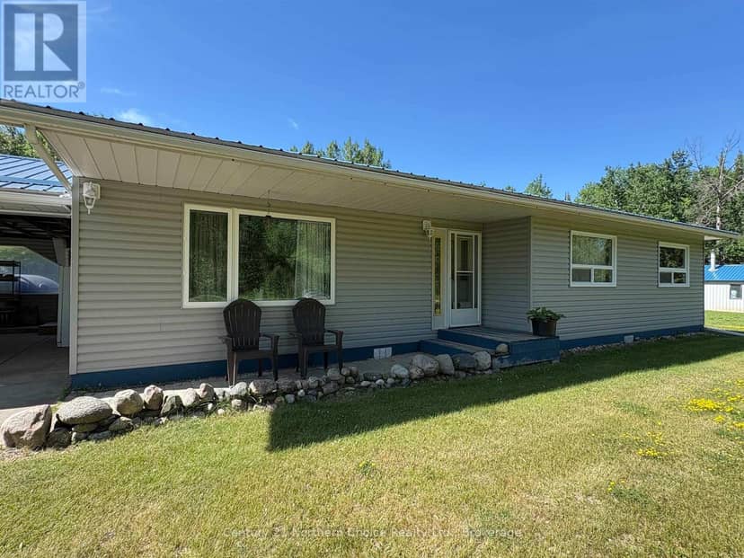 993 Fisher Road, Emo, photo 3