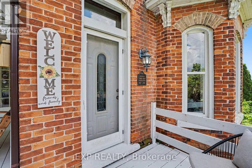 5330 Rainham Road S — photo 4 of 40