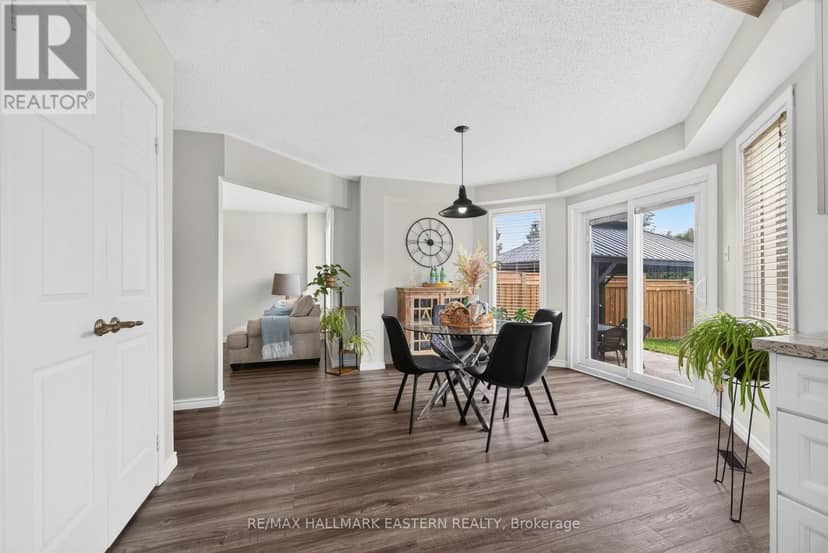 25 Edgerton Drive — photo 17 of 40