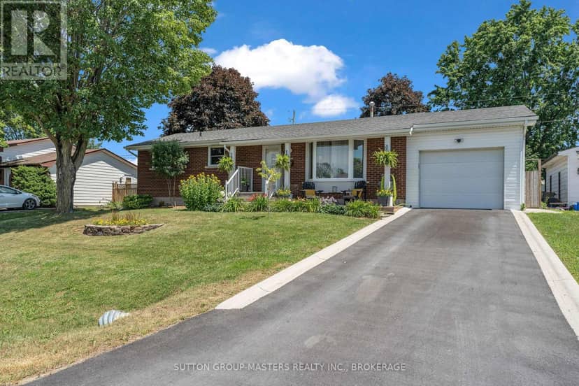 11 Chesterfield Drive — photo 2 of 40