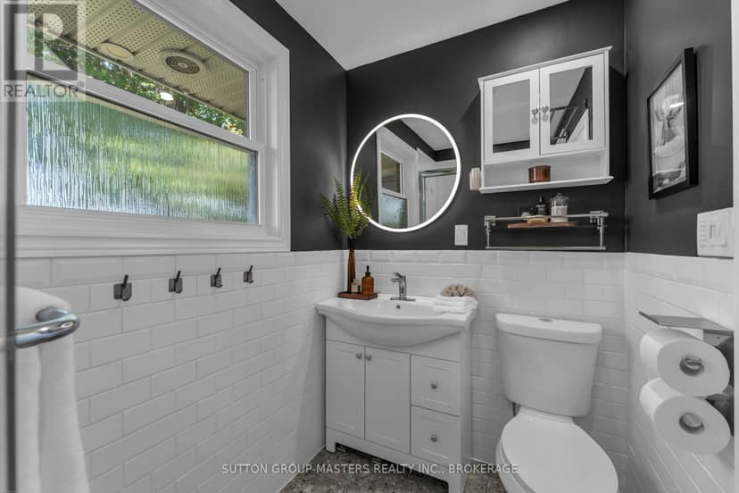 11 Chesterfield Drive — photo 21 of 40