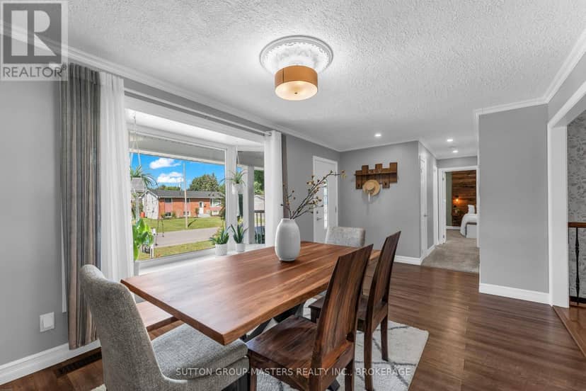 11 Chesterfield Drive — photo 4 of 40