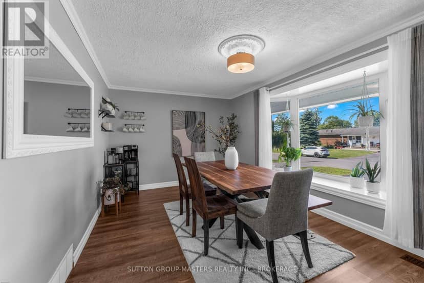 11 Chesterfield Drive — photo 5 of 40