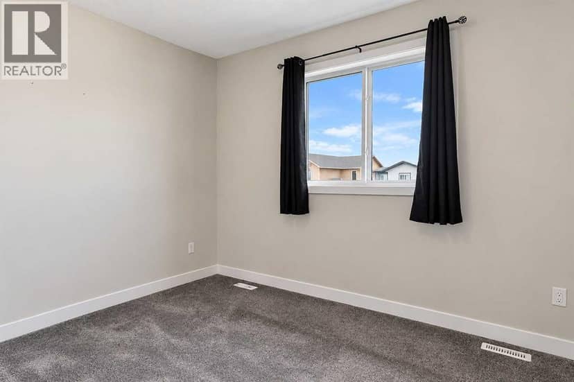 8506 87 Street, Grande Prairie, photo 2