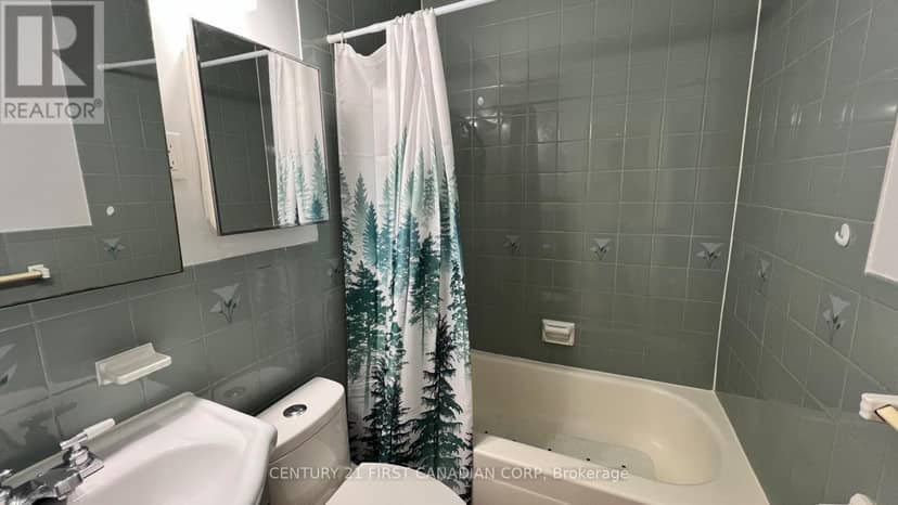 207 - 1830 Dumont Street — photo 10 of 15