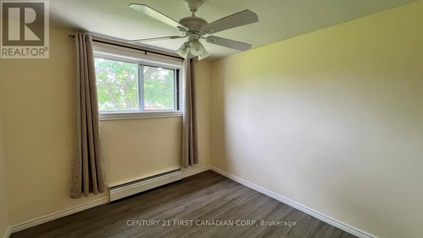 207 - 1830 Dumont Street, London East, photo 8