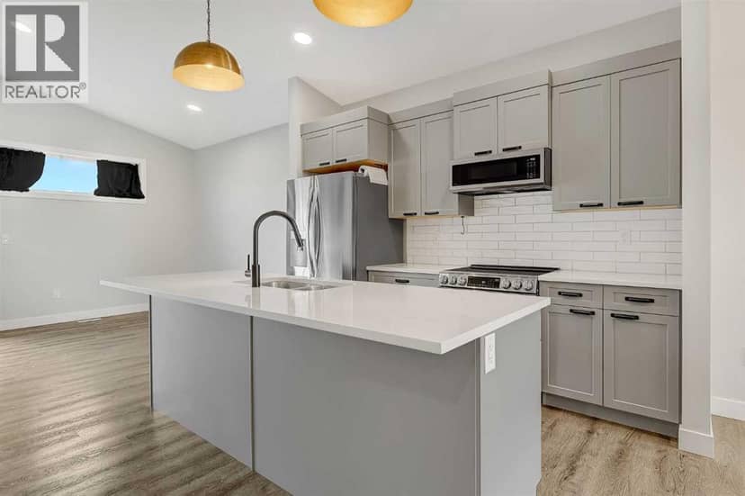 8506 87 Street — photo 19 of 36