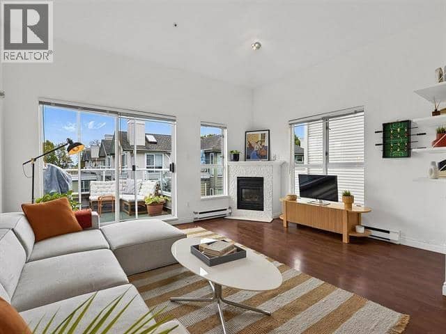 417 3480 MAIN STREET, Vancouver, photo 2