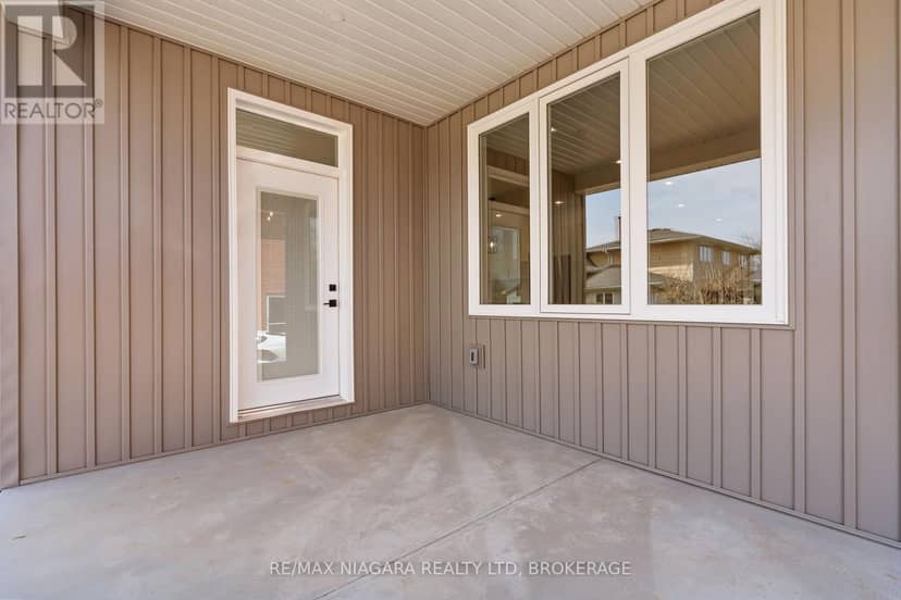 63 Swan Avenue — photo 28 of 28