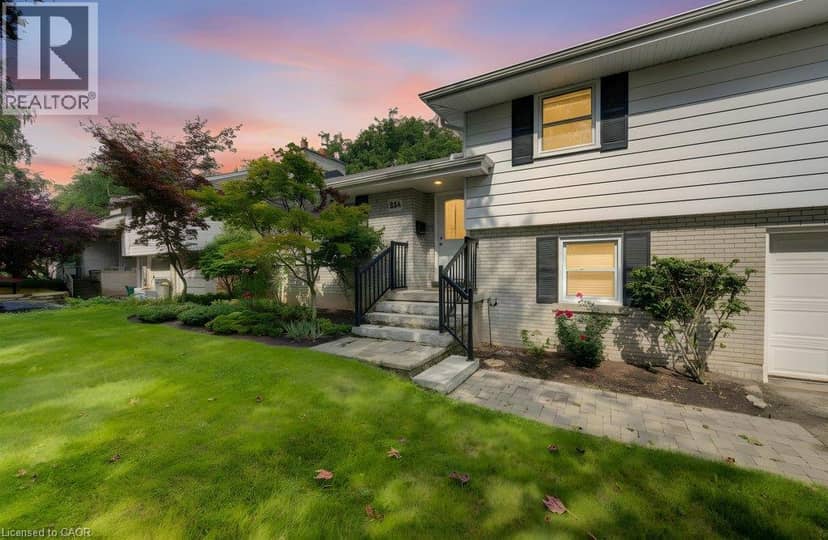 204 STANLEY Drive, Waterloo, photo 3