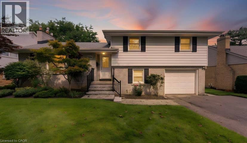 204 STANLEY Drive, Waterloo, photo 2