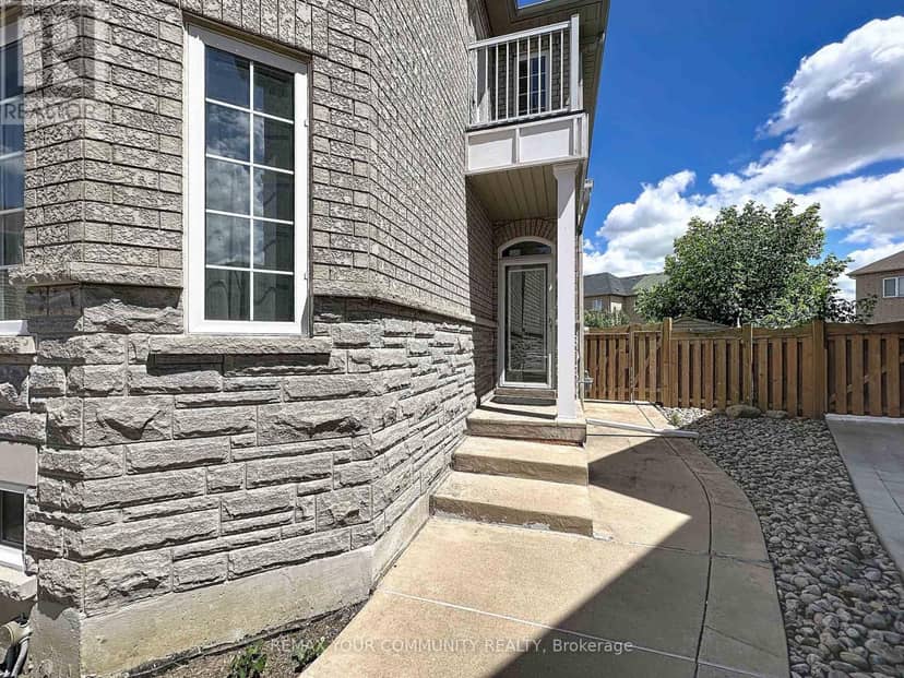 15 Bellefontaine Court — photo 3 of 29