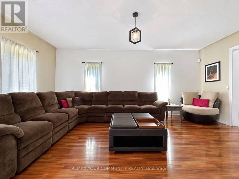 15 Bellefontaine Court — photo 9 of 29