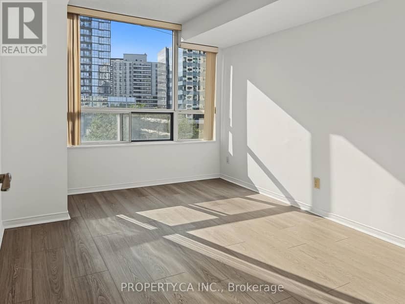 812 - 238 Doris Avenue — photo 6 of 21