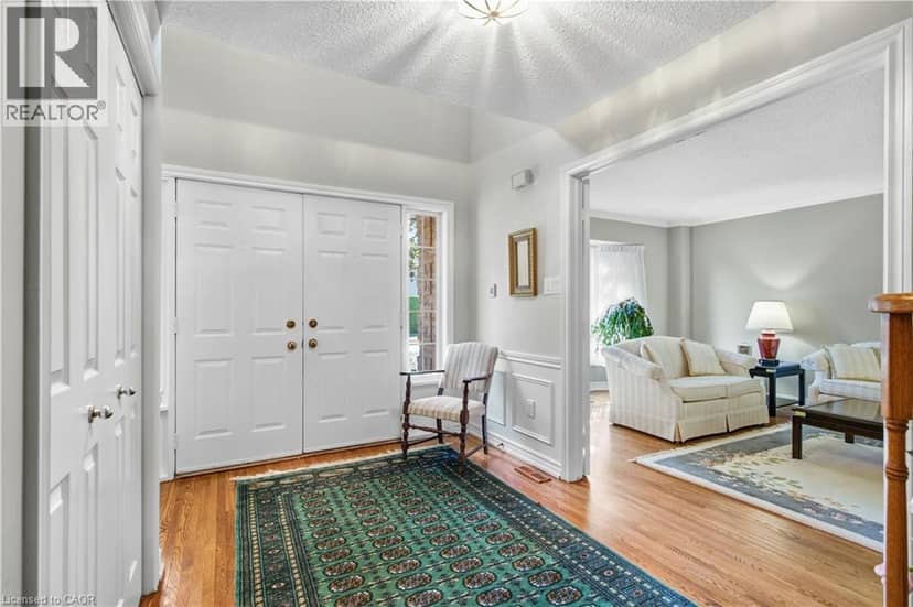 152 SEYMOUR Drive — photo 8 of 40