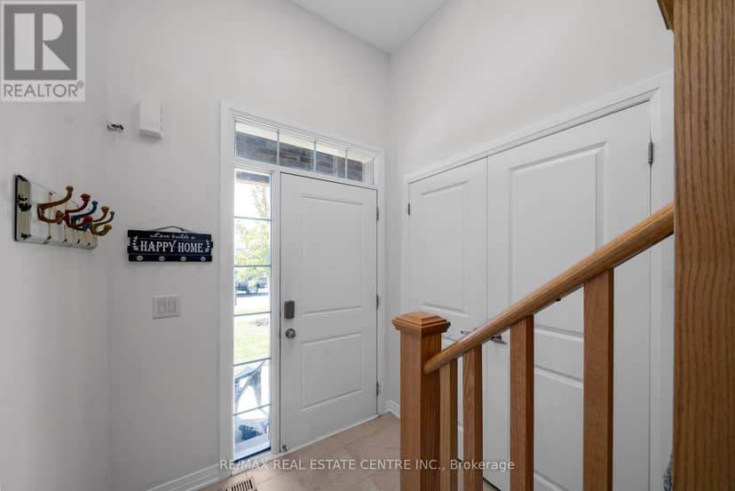 158 Waters Way, Wellington North, photo 3